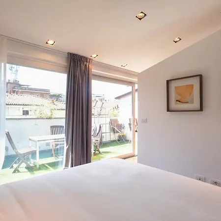 Apartament Contempora - Attic With Terrace In The Heart Of Porta Romana