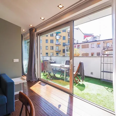 Contempora - Attic With Terrace In The Heart Of Porta Romana Apartament Mediolan